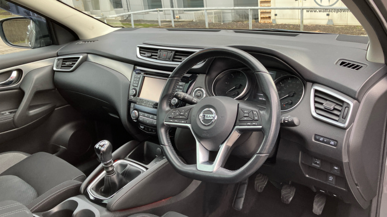 Nissan Qashqai 1.5 dCi N-Connecta 5dr Diesel Hatchback